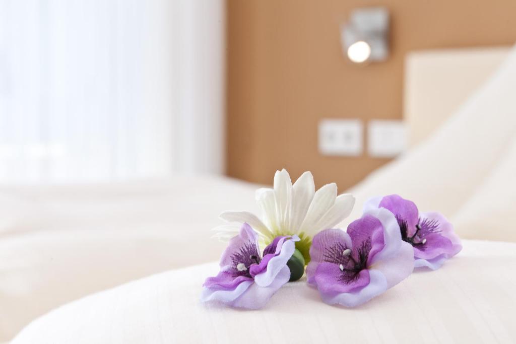 Engelhard Das Landhotel Garni Kirchheim am Ries Chambre photo