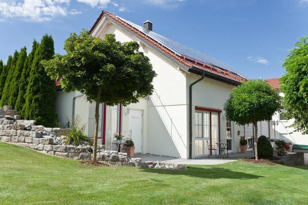 Engelhard Das Landhotel Garni Kirchheim am Ries Extérieur photo
